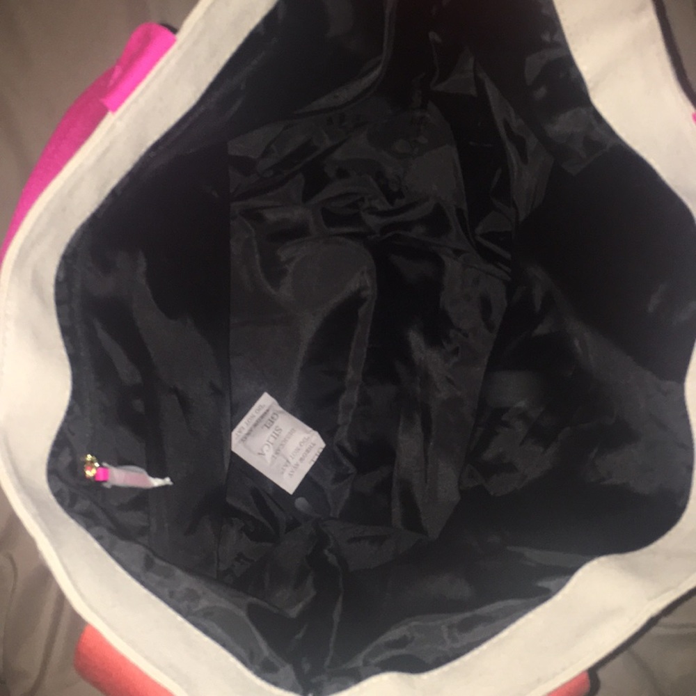 NWT Victoria’s Secret tote - Picture 3 of 4